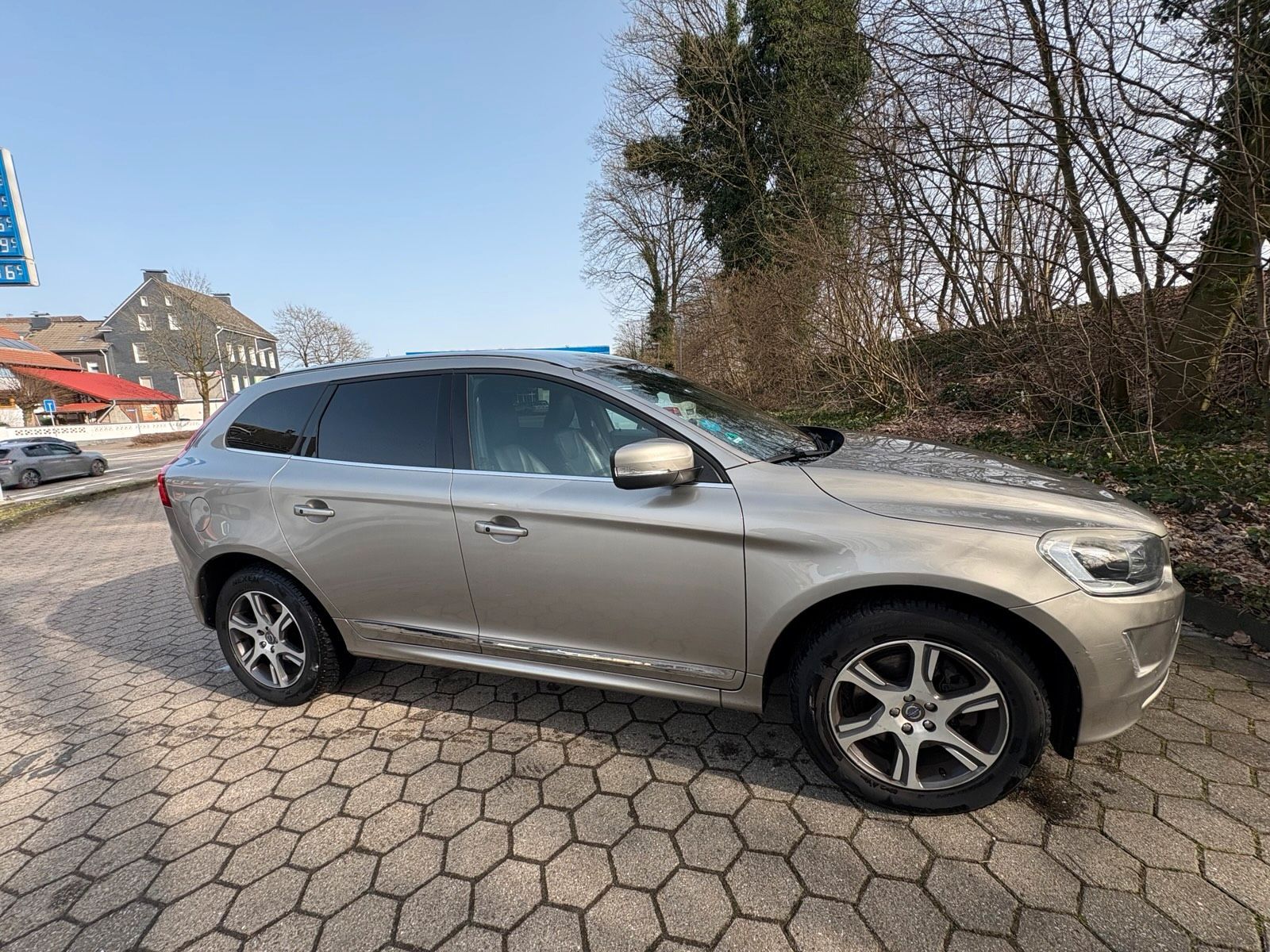 VOLVO XC 60