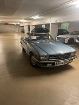 Mercedes-Benz SL 300 (W107), Originalzustand aus - Oldtimer: Cabrio, Mercedes