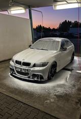 BMW E90 LCI M-Paket | 19 Zoll JR21 | Perfo... - BMW 320 E21 mit Benzin-Antrieb