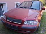 Volvo Verkaufe Volvo V40 - gebrauchte Volvo V40 aus dem Jahr 2001