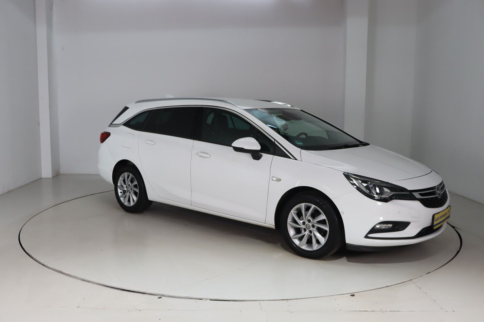 Fahrzeugabbildung Opel Astra K Sports Tourer 1.4 Turbo * LED Matrix * I