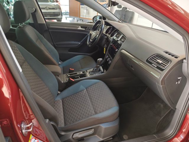 Golf VII Variant IQ.DRIVE 1.6 TDI DSG