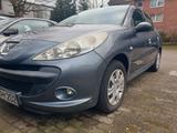 Peugeot 206 1.1 60 - - Peugeot 206 Gebrauchtwagen in Hamburg