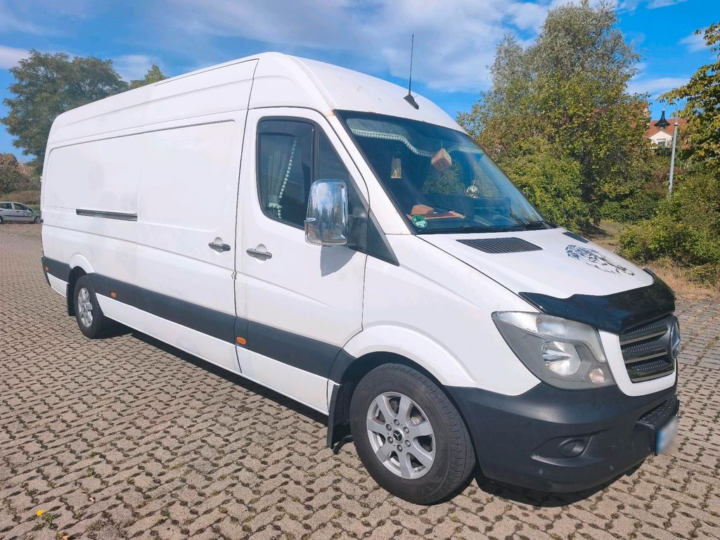 Image of Mercedes-Benz Sprinter