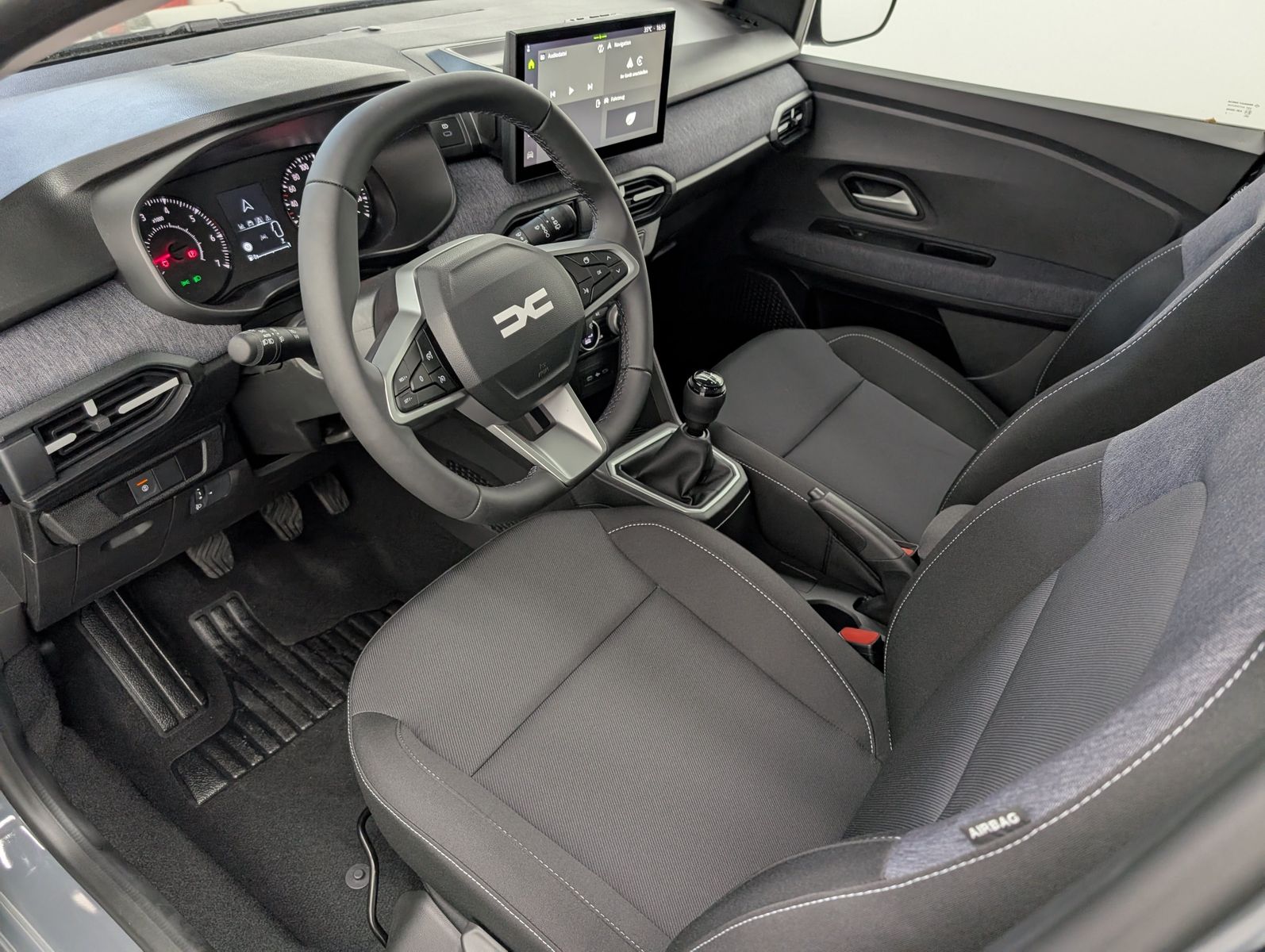 DACIA Sandero  Expression TCe 100 Kamera Media Display – Bild 34