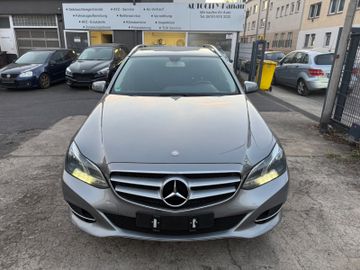 Mercedes E 220 - 1