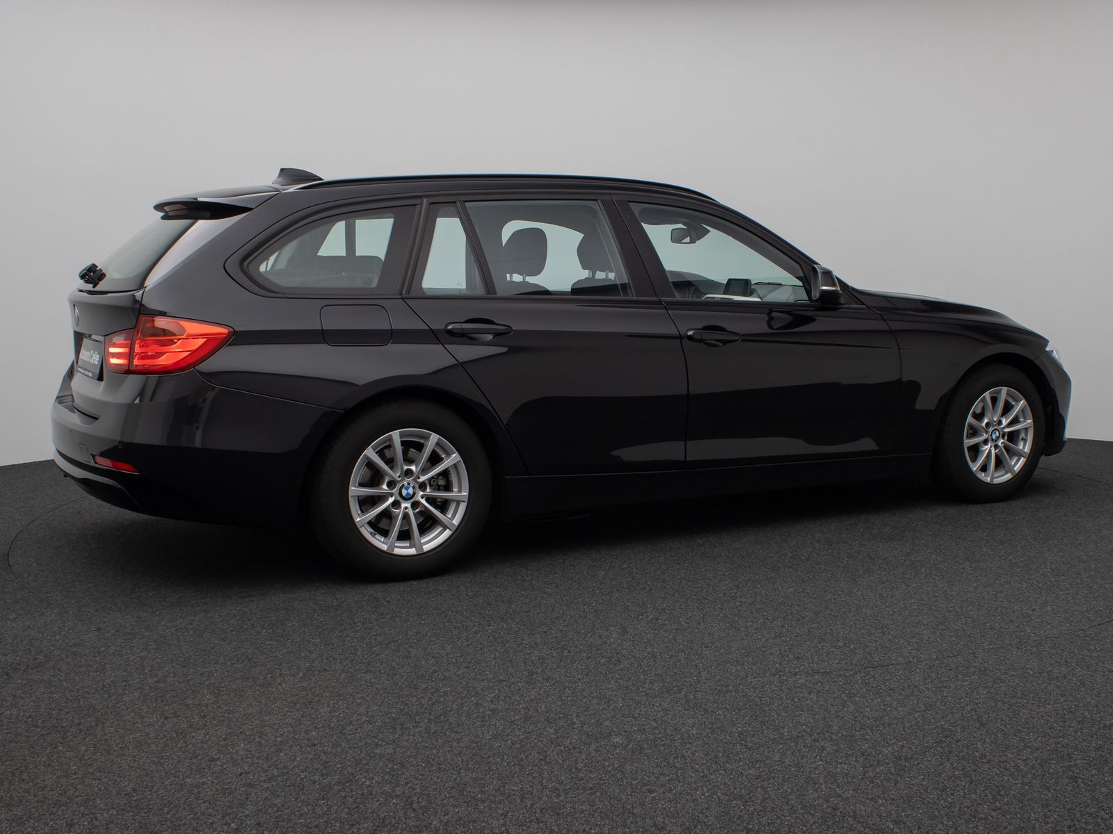 Fahrzeugabbildung BMW 320d Navi PDC Sitzhzg Xenon Geschwindigkeitsreg