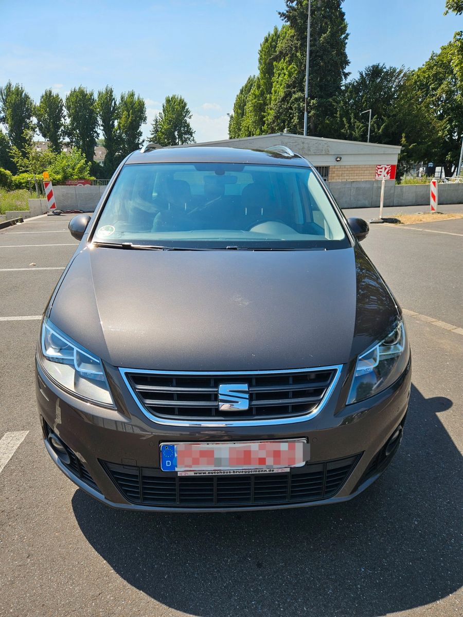 SEAT Alhambra*7 Sitze*Keyless*Navi*TüV Neu