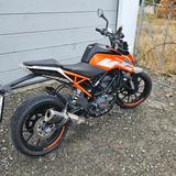 KTM-Duke-125 - 1.te Hand - tiefergelegt - KTM KLEINKRAFTRAD