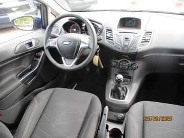 Ford Fiesta Sync Edition Zahnriemen NEU + Winterpaket