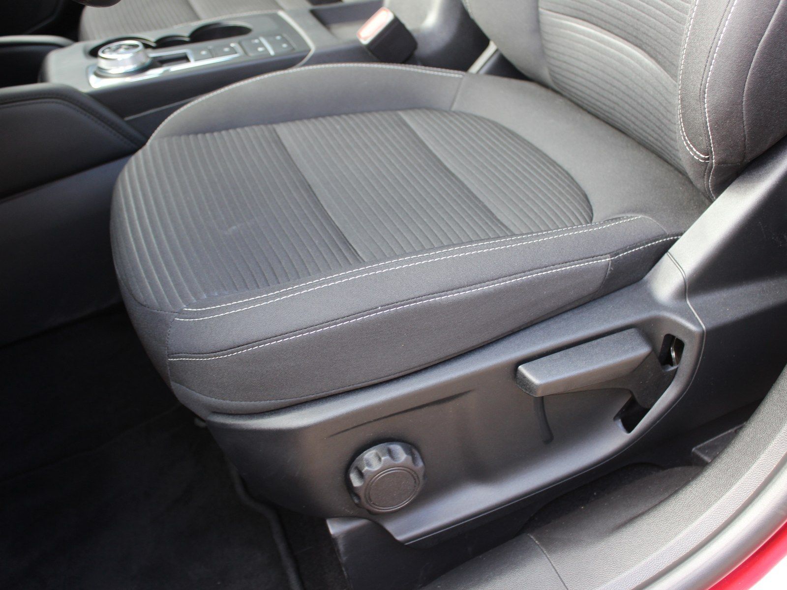 Fahrzeugabbildung Ford Kuga Plug-In Hybrid Titanium 2,5 Duratec