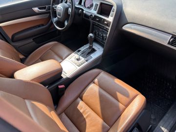 Audi A6 - 6