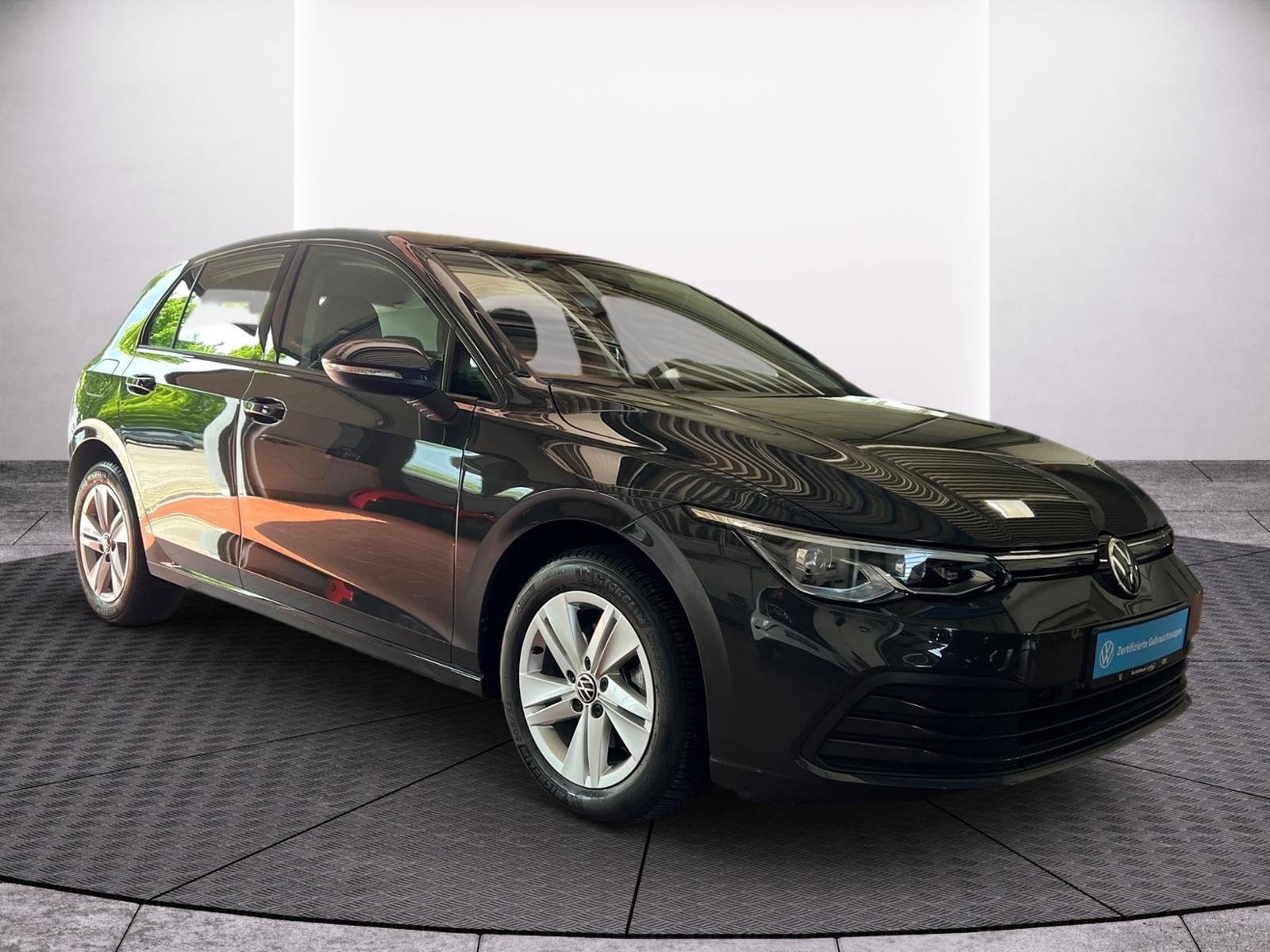 Volkswagen Golf Life 1.5 TSI LED+ Navi App Sitzhzg