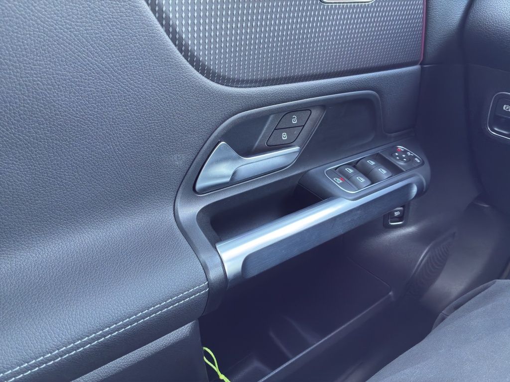 Fahrzeugabbildung Mercedes-Benz EQB 250+ Progressive*el.Heckklappe*Kamera*