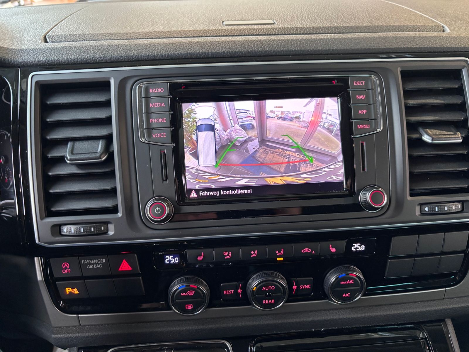 Fahrzeugabbildung Volkswagen T6 Multivan Generation Six LED NAVI STANDHZ