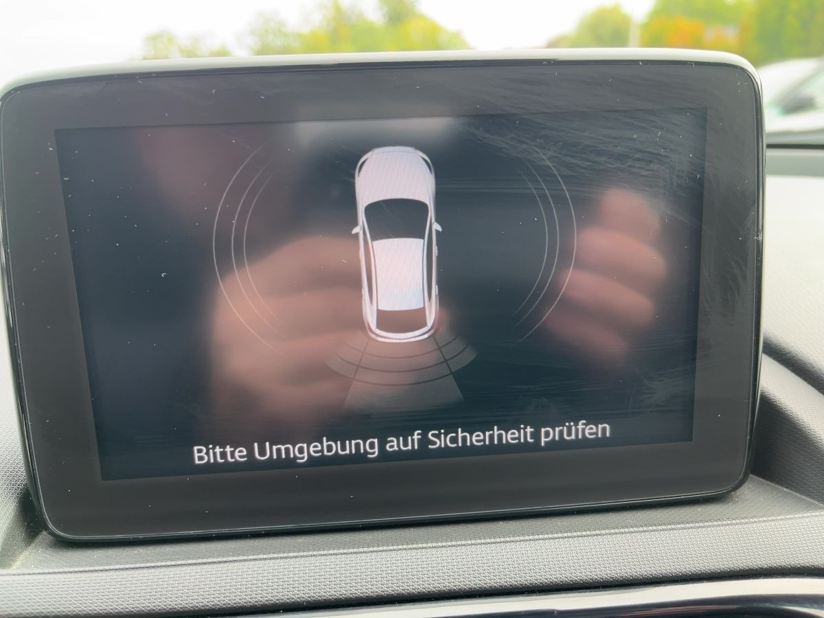 Fahrzeugabbildung Mazda MX-5 Navi Klimaaut. - mit KI generiert/bearbeitet