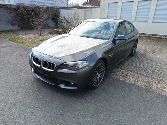 BMW 530 Baureihe 5 Lim. 530 d M Paket Hud up