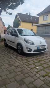 Renault Twingo Authentique 1.2 LEV 16V 75 eco2 Authe... - Renault Twingo aus 2011: Authentique