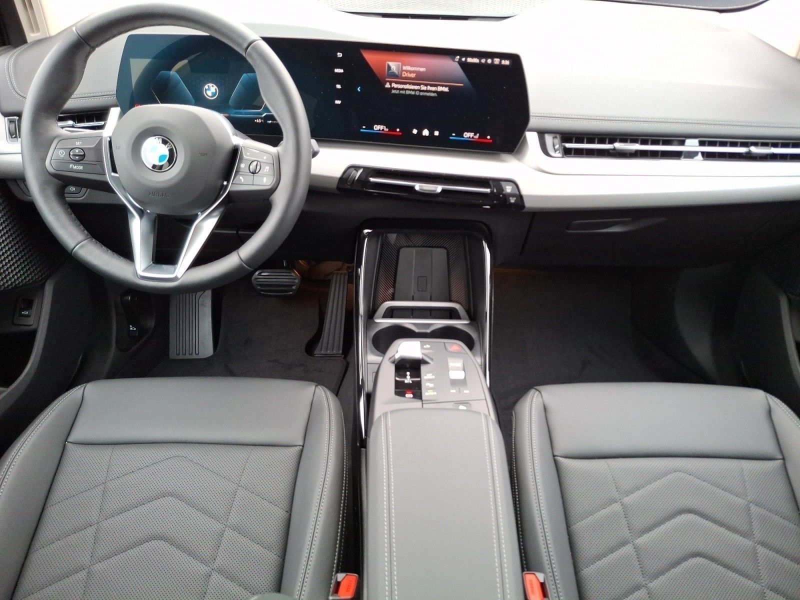 BMW 218 Active Tourer - Bild 11