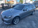 Mercedes-Benz C 300 T CDI BlueEfficiency 4Matic - Mercedes-Benz C 300: Cdi 4matic