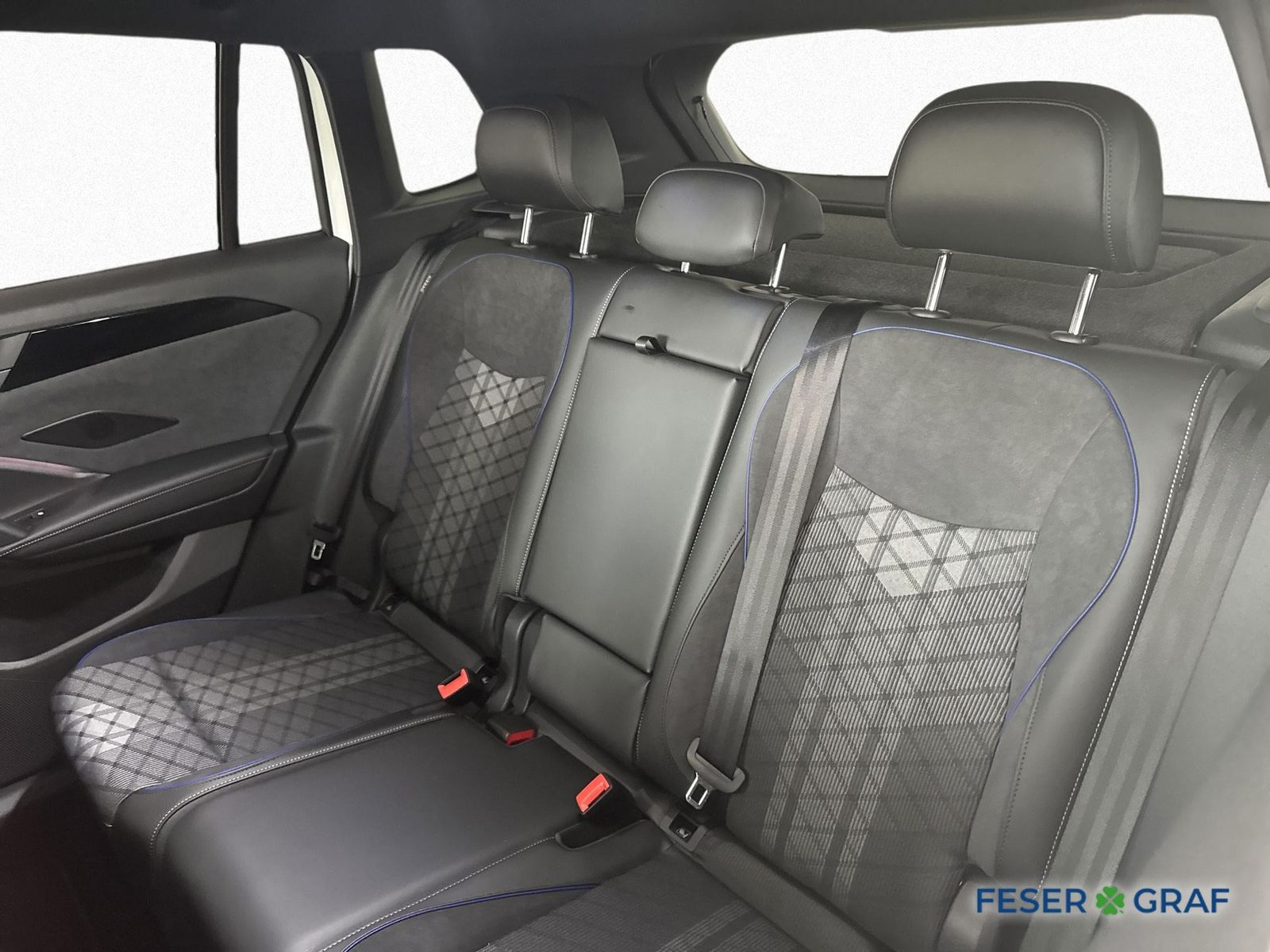Volkswagen Tiguan - Bild 11