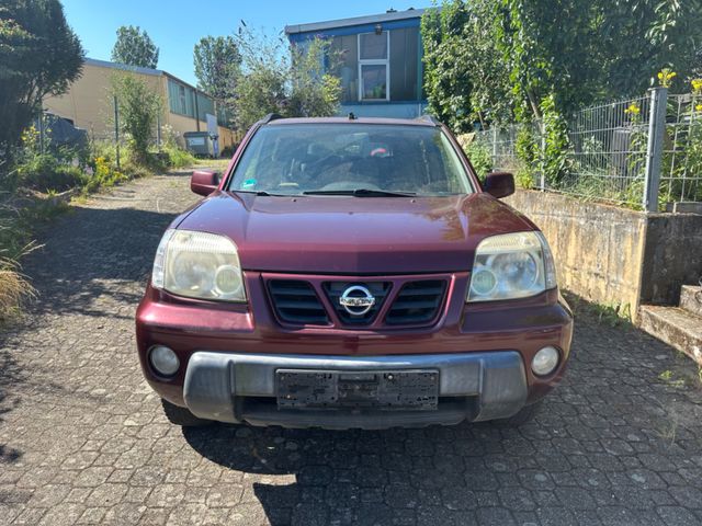 Nissan X-Trail 2.0 4x4 / 1 Hand / Anhänger / Klima/ Alu