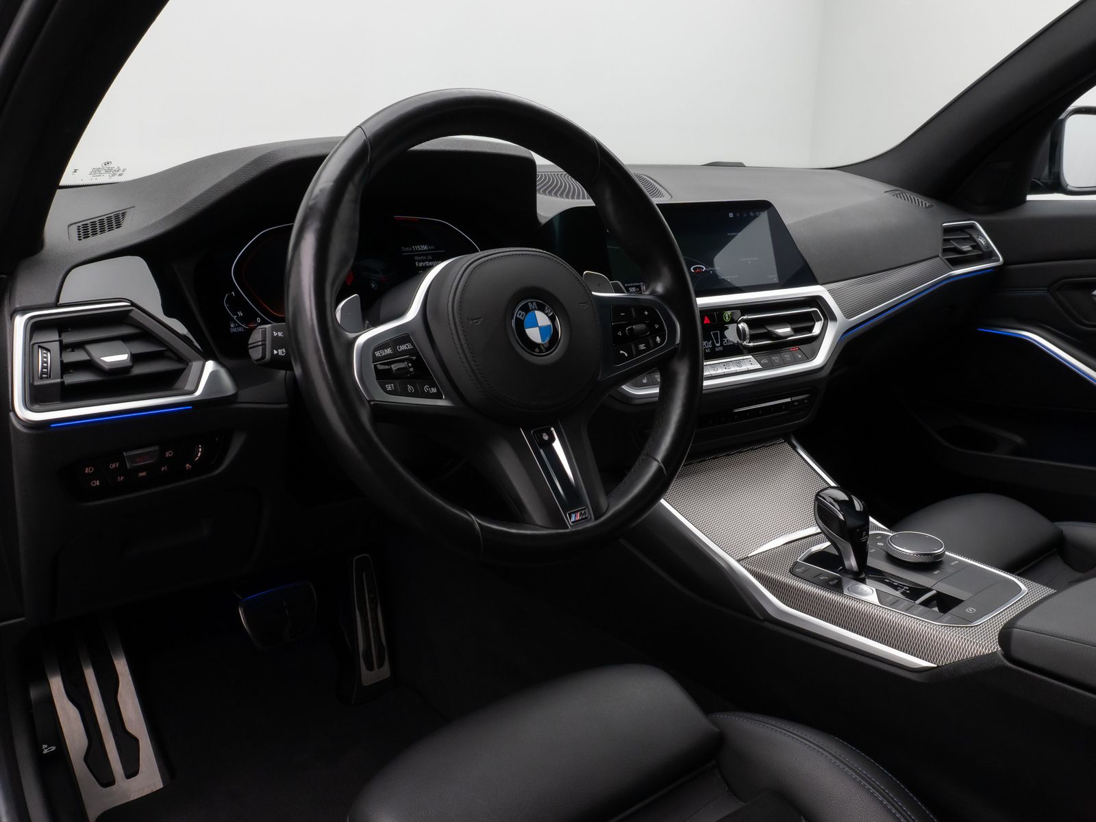 Fahrzeugabbildung BMW 330d xD M Sport Laser Kamera HUD HiFi Komfort