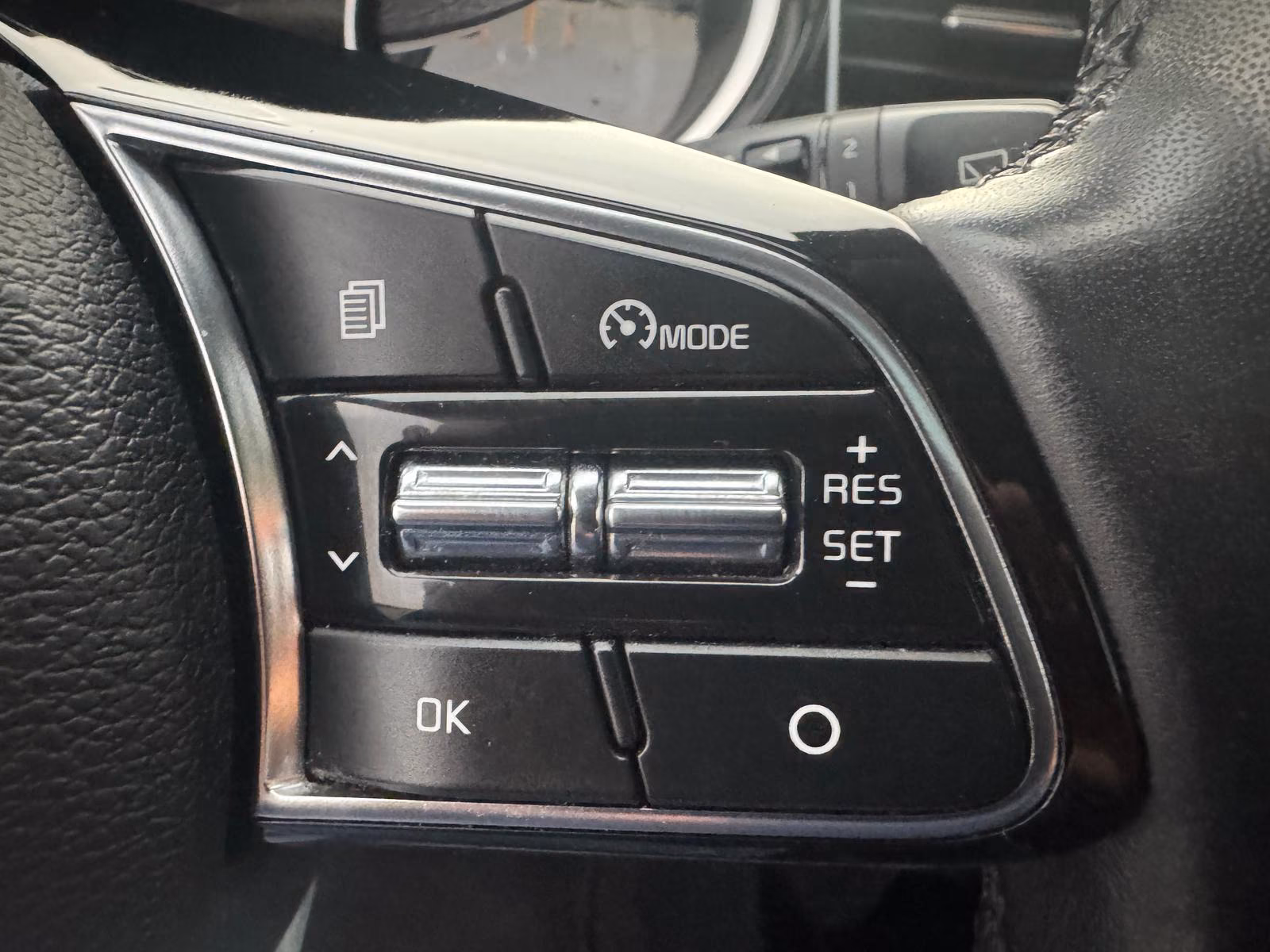 Kia Ceed 1.4 TGDI Platinum Edition*PANO*NAVI*RFK*SHZ