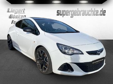 Fotografie Opel Astra J GTC OPC