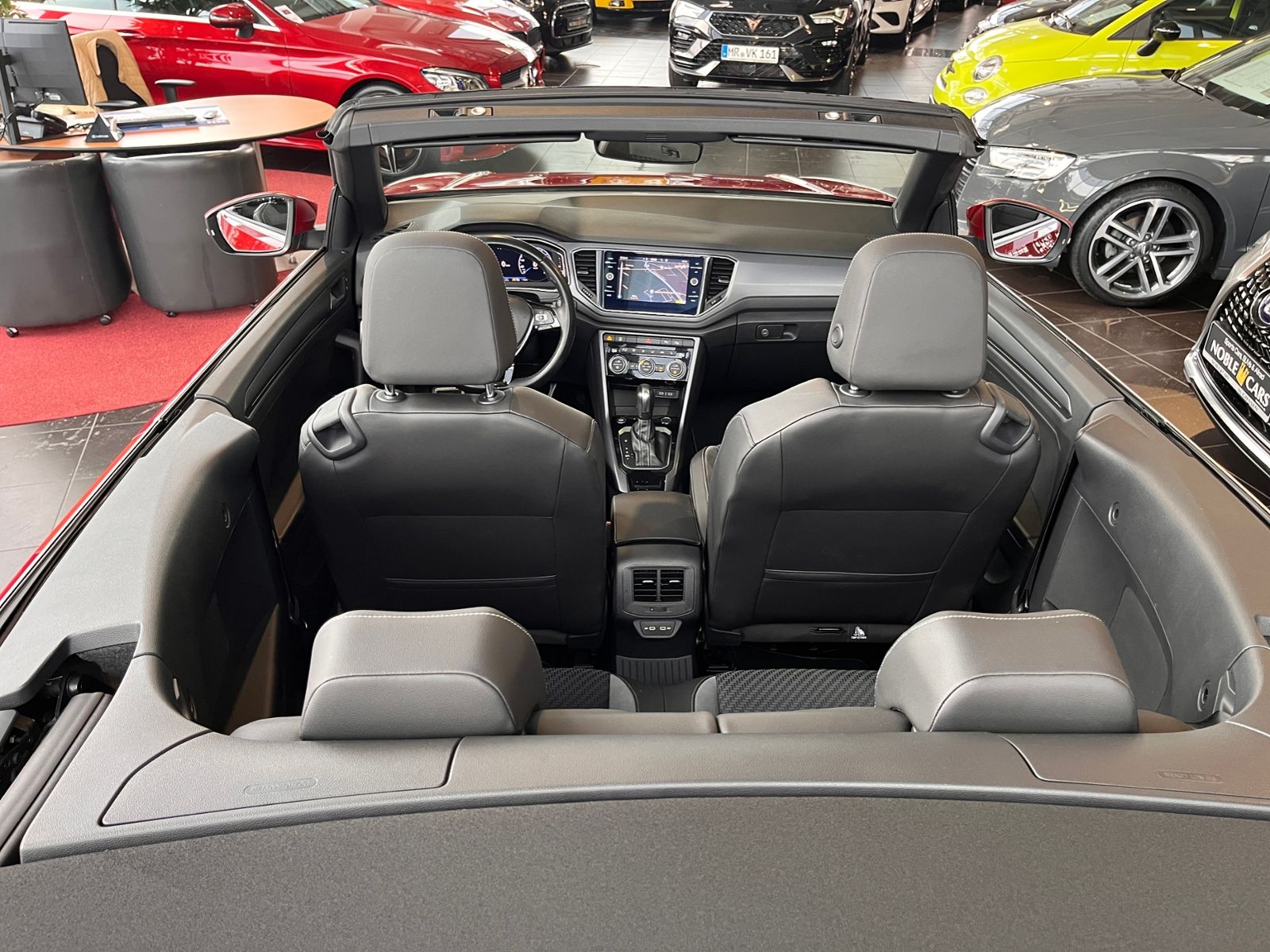 Fahrzeugabbildung Volkswagen T-Roc Cabriolet R-Line AHK LED NAV ACC RFK 19"