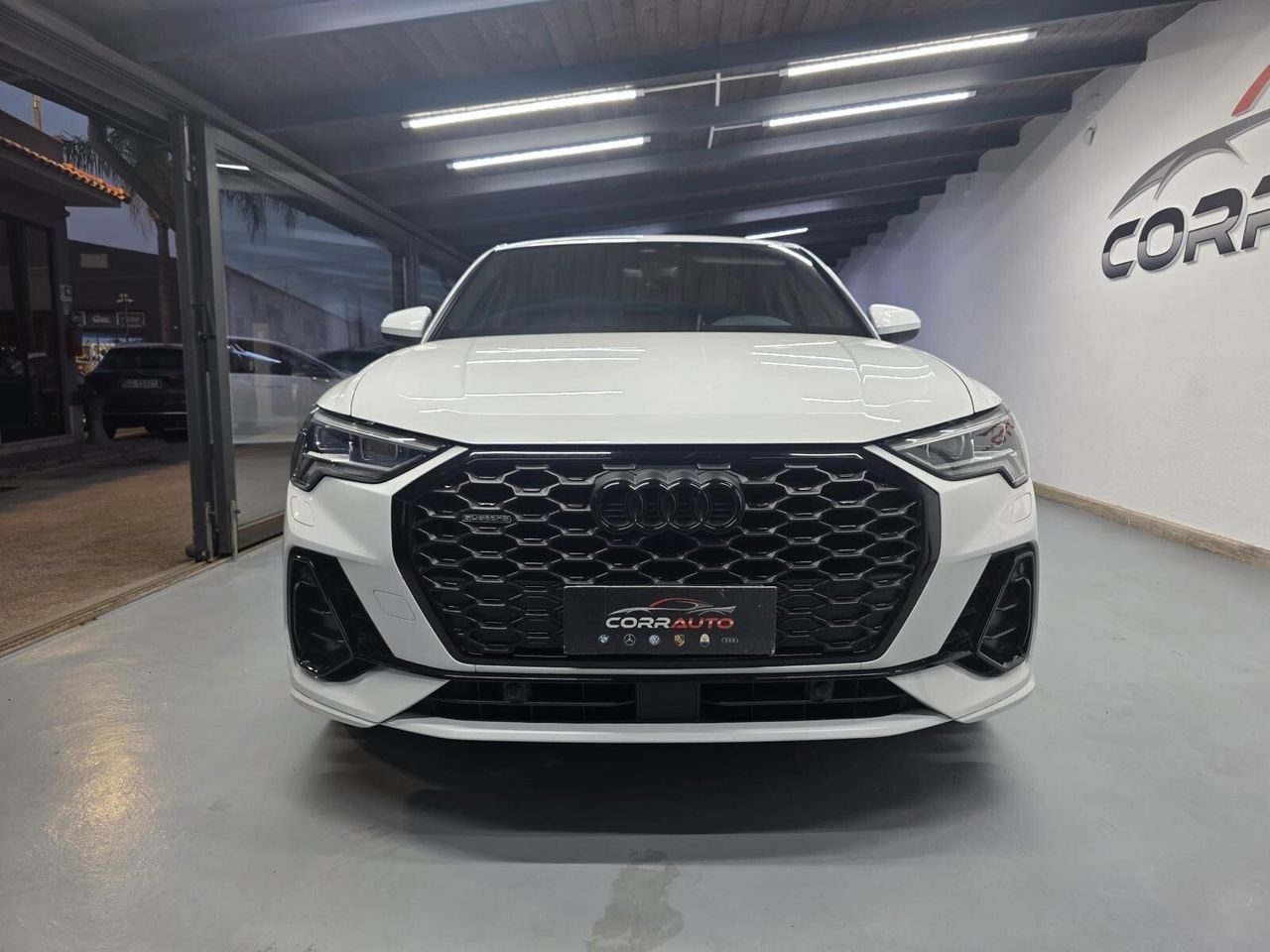 Audi Q3 40 TDI quattro S tronic line edition imagem 2