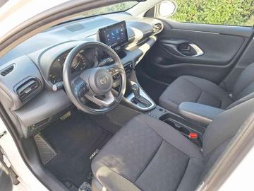 Toyota Yaris - 11