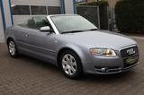 Audi A4 Cabriolet 1.8 T/NAVI/SHZ/LEDER/SCHECKH./1.HD - Audi A4: Cabrio, 1.8