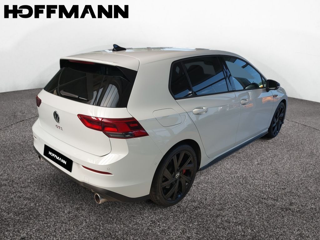 Fahrzeugabbildung Volkswagen Golf 2.0 TSI DSG GTI Black Style