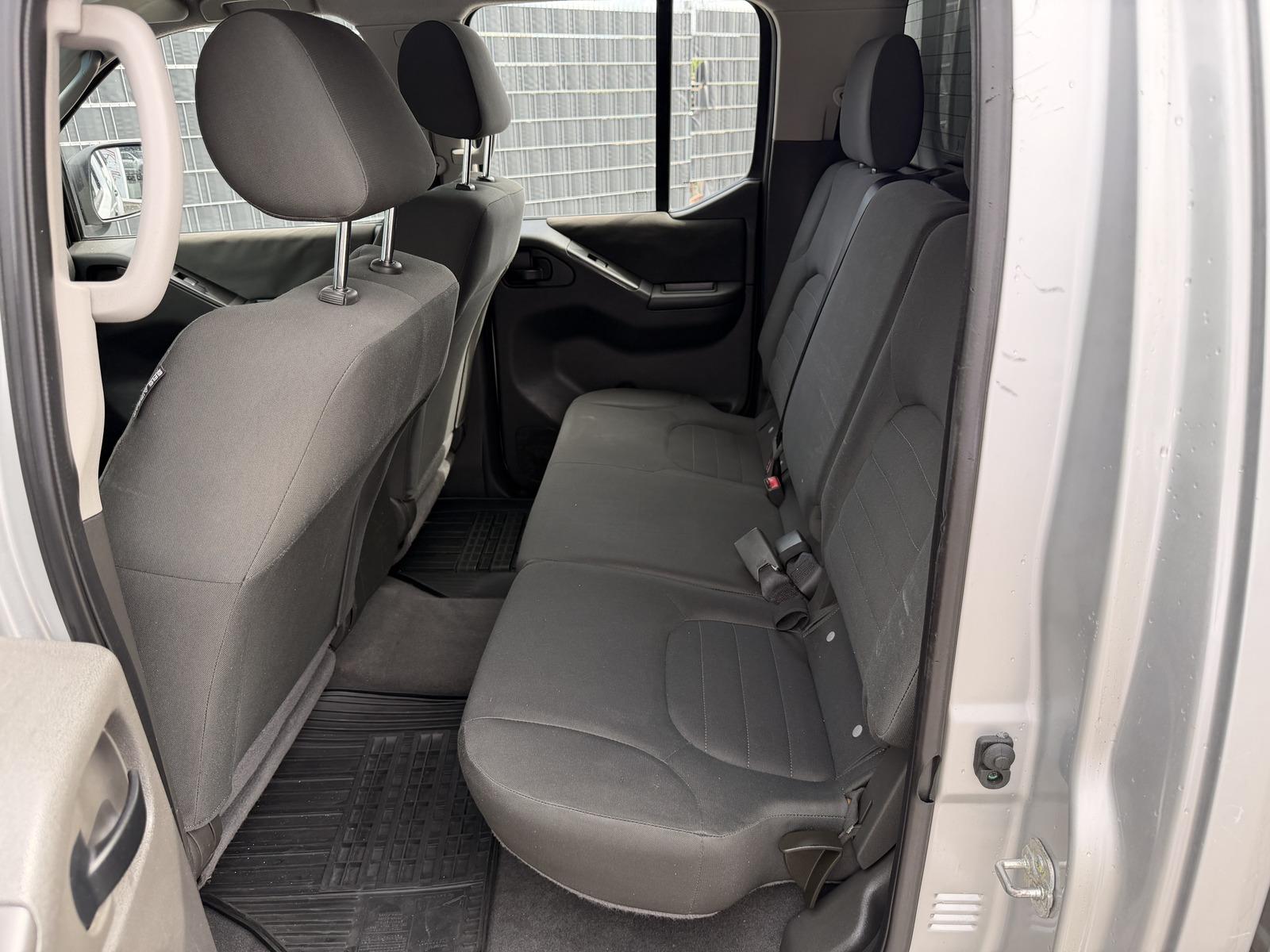 NISSAN NAVARA 144CH PICKUP DOUBLE CABINE SE 4X4