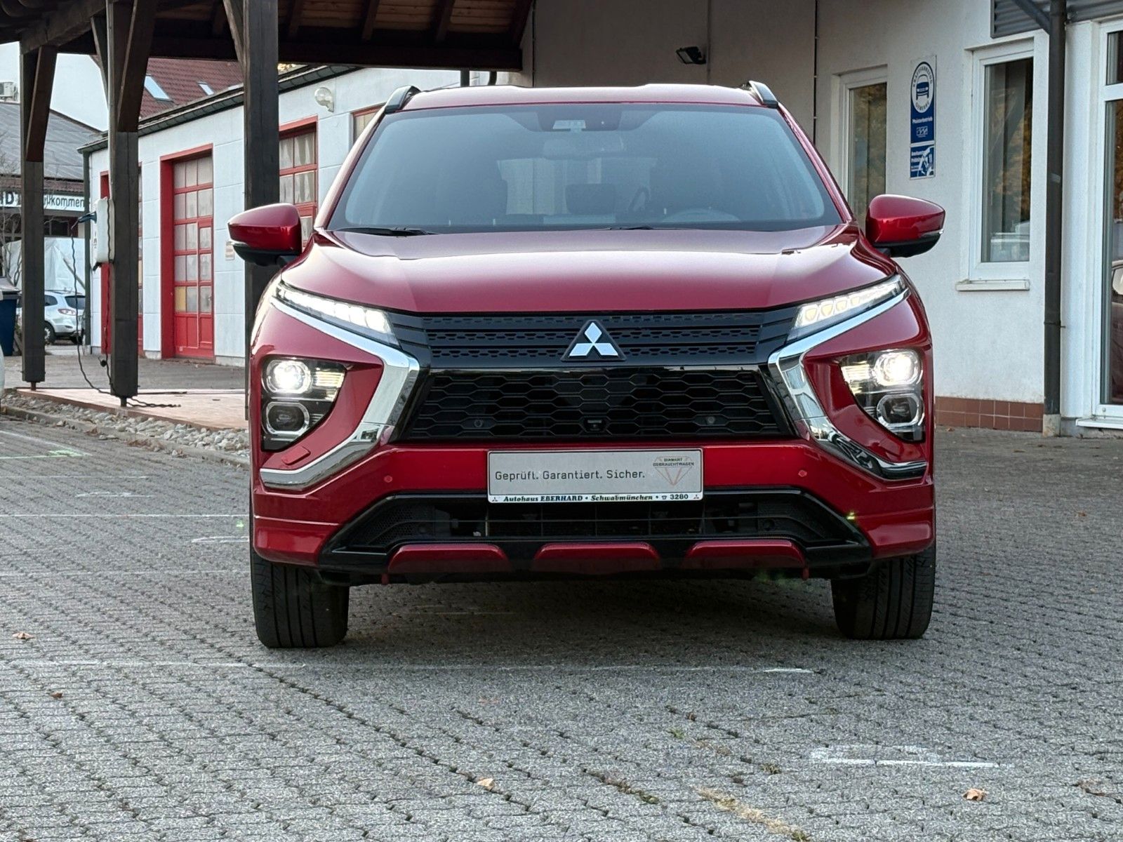 Mitsubishi Eclipse Cross Select PHEV 4WD