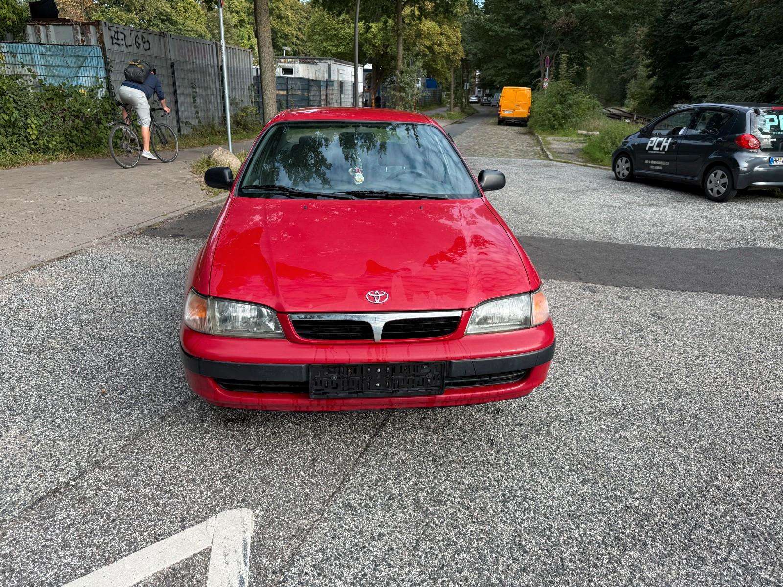Toyota Camry 1,8