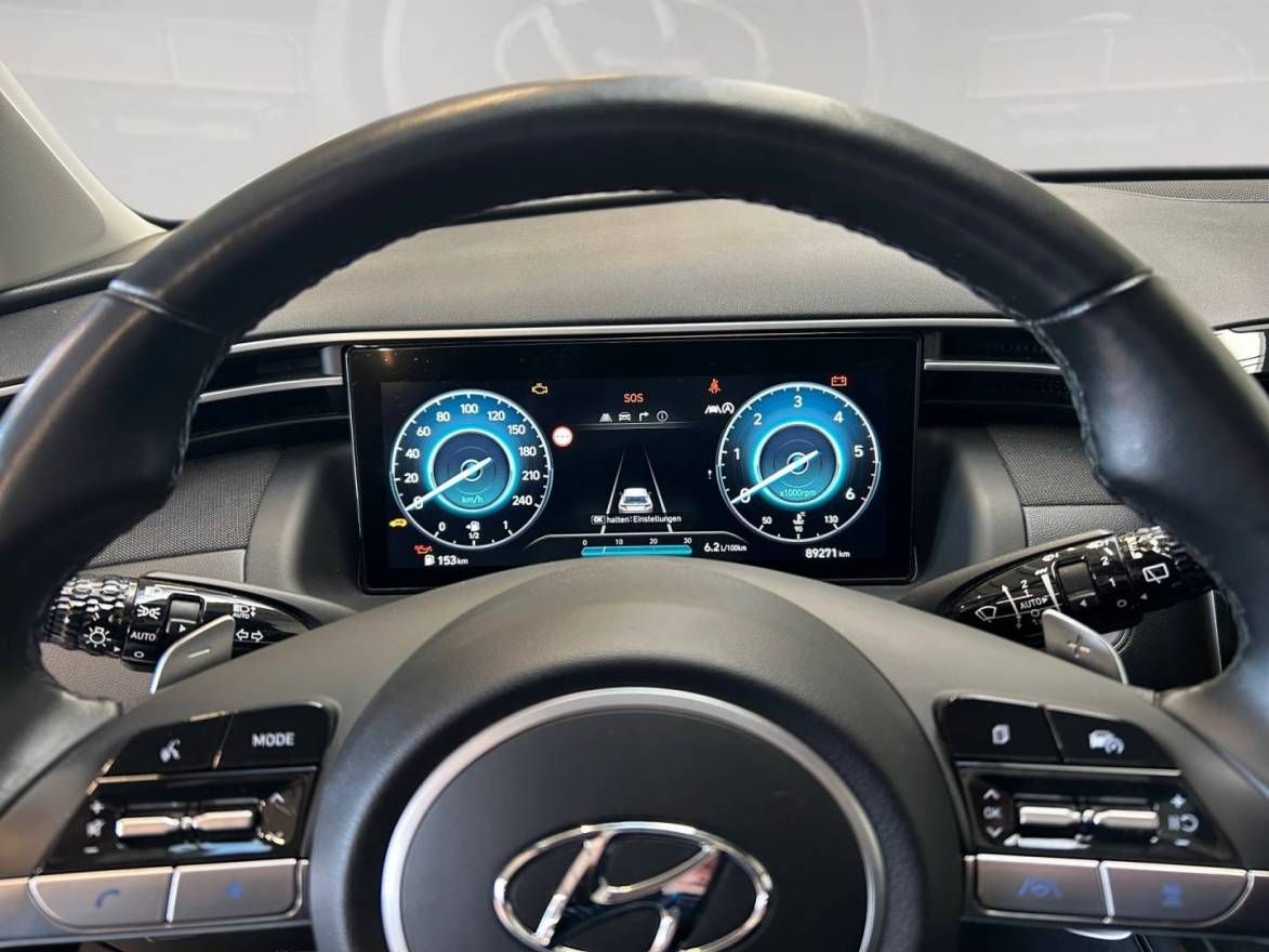 Fahrzeugabbildung Hyundai NEW Tucson 1.6 CRDi el. Heckklappe