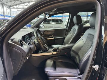 Mercedes GLB 200 - 12