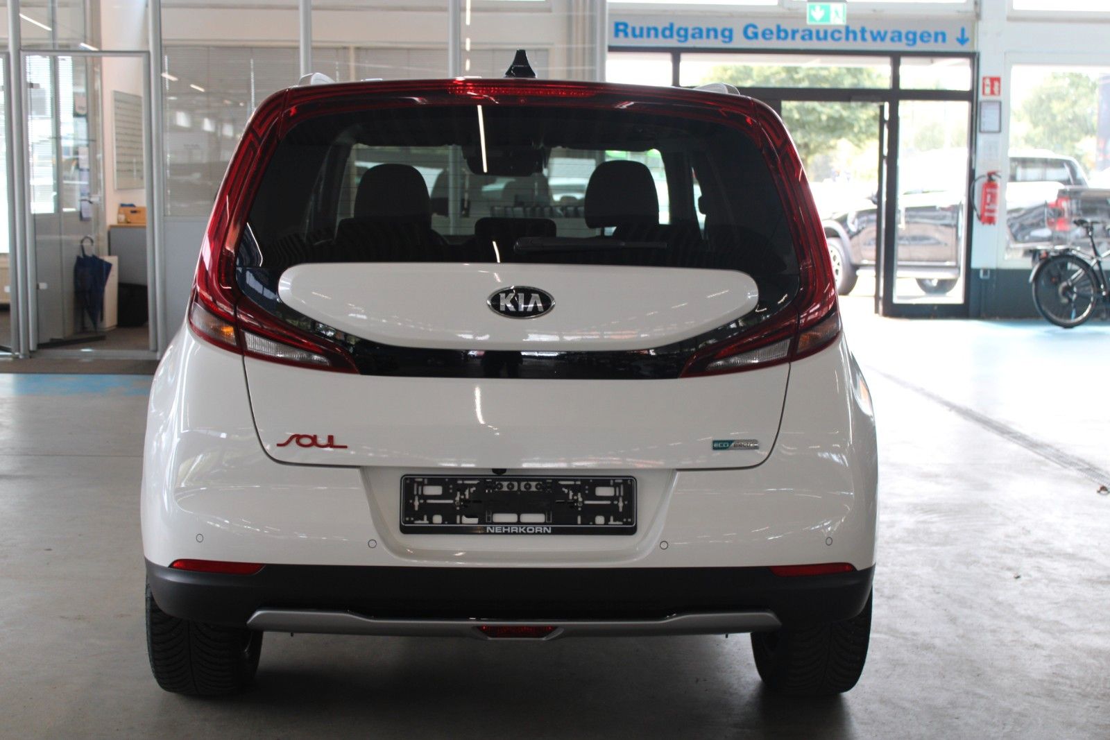 Fahrzeugabbildung Kia e-Soul 150kW Vision Wärmepumpe OnBoardLader uvm.