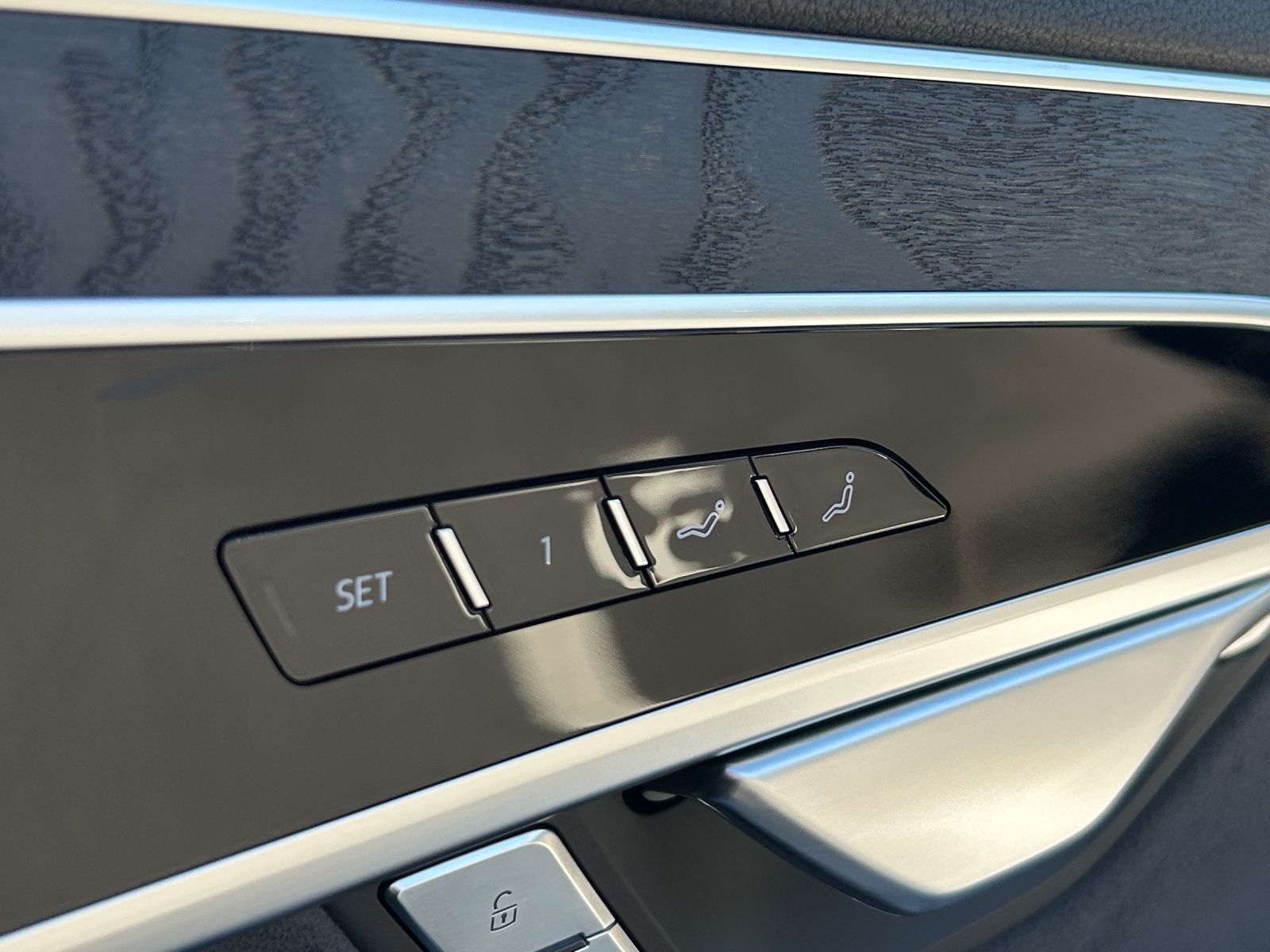 Audi A8 - Bild 19