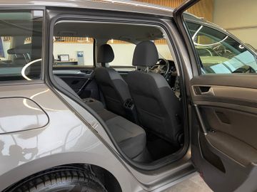 MYAUTOCENTER – Gebraucht- und Jahreswagen mit Werkstattservice in Pfaffenhofen Volkswagen Golf VII Variant Comfortline BMT *Klima*TÜV*PDC*