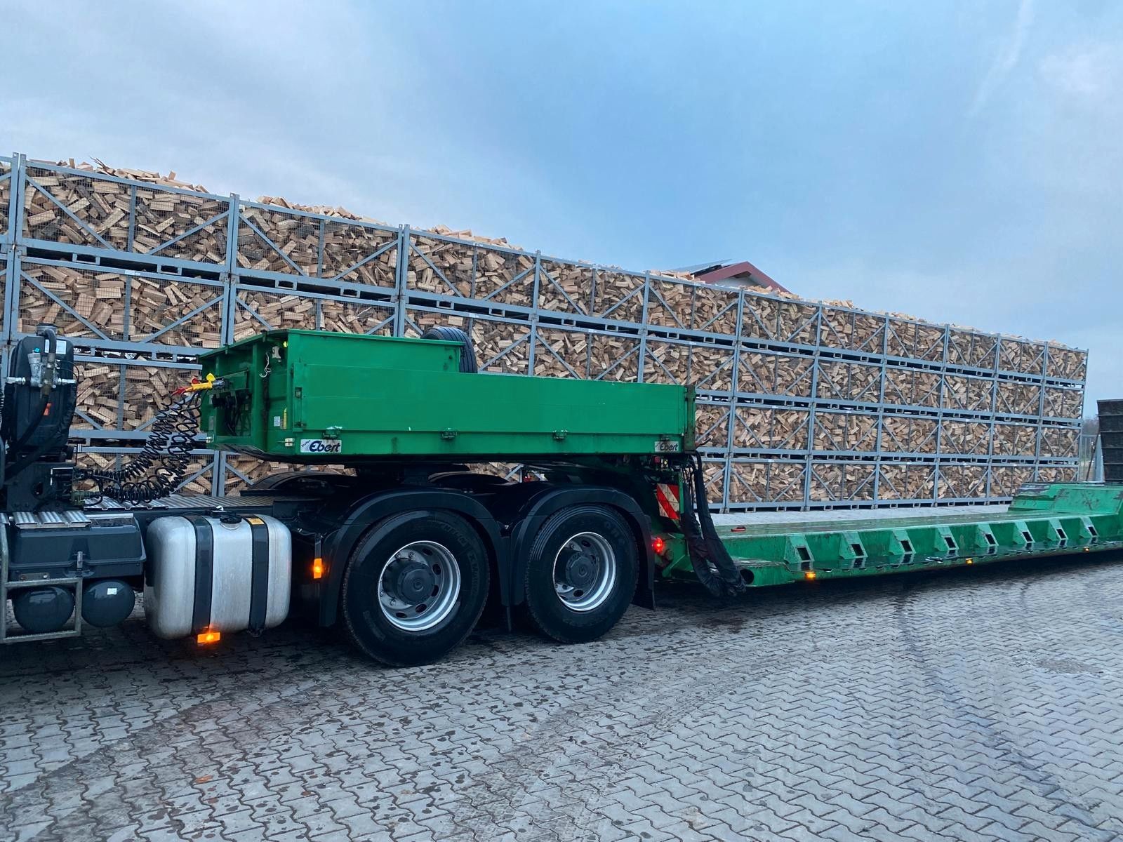 Fahrzeugabbildung Dinkel Ebert TLS 36 ST AV 2-Achs-Auflieger abkoppelbar