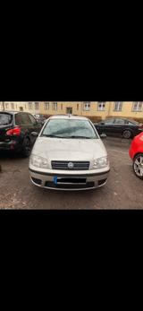 Fiat Punto 1.2 bj 2005 (noch angemeldet) - Fiat Punto in Berlin