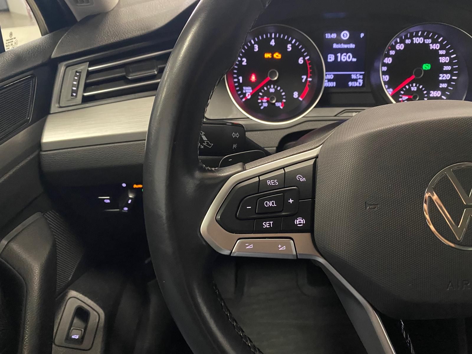 Fahrzeugabbildung Volkswagen Passat Variant 1.5 TSI DSG+APP+NAVI+SHZ+ALLWETT+