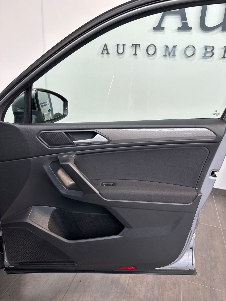 Fahrzeugabbildung Volkswagen Tiguan Allspace Life 4M NAV+LED+AHK+18ZO+ACC+PLA