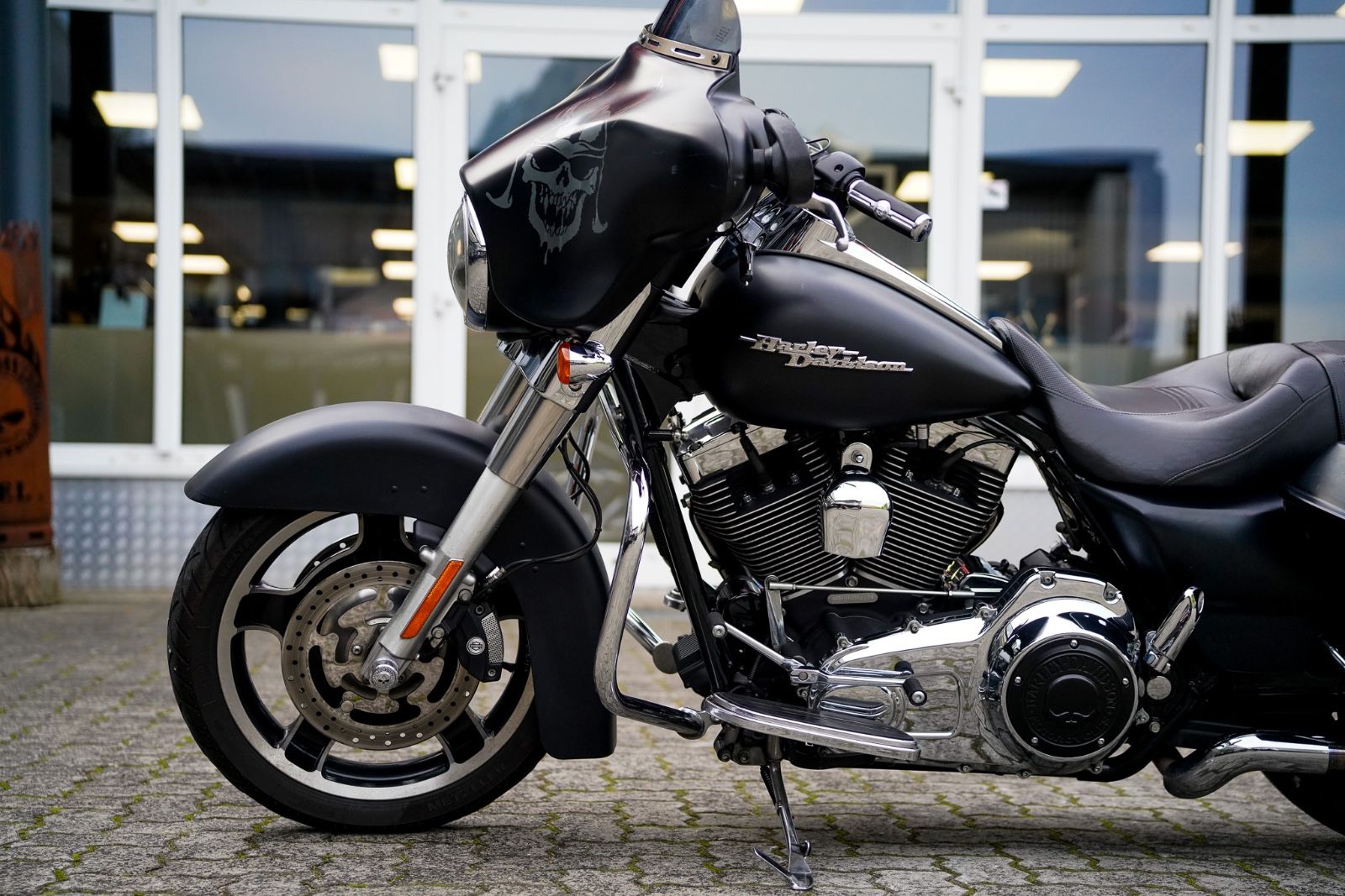 Fahrzeugabbildung Harley-Davidson FLHX Street Glide Ape-Lenker Stretch - KESSTECH