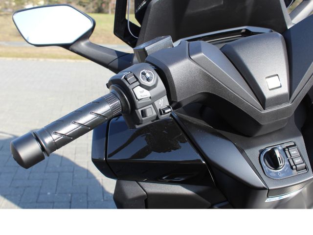 Honda Forza125 Special Edition