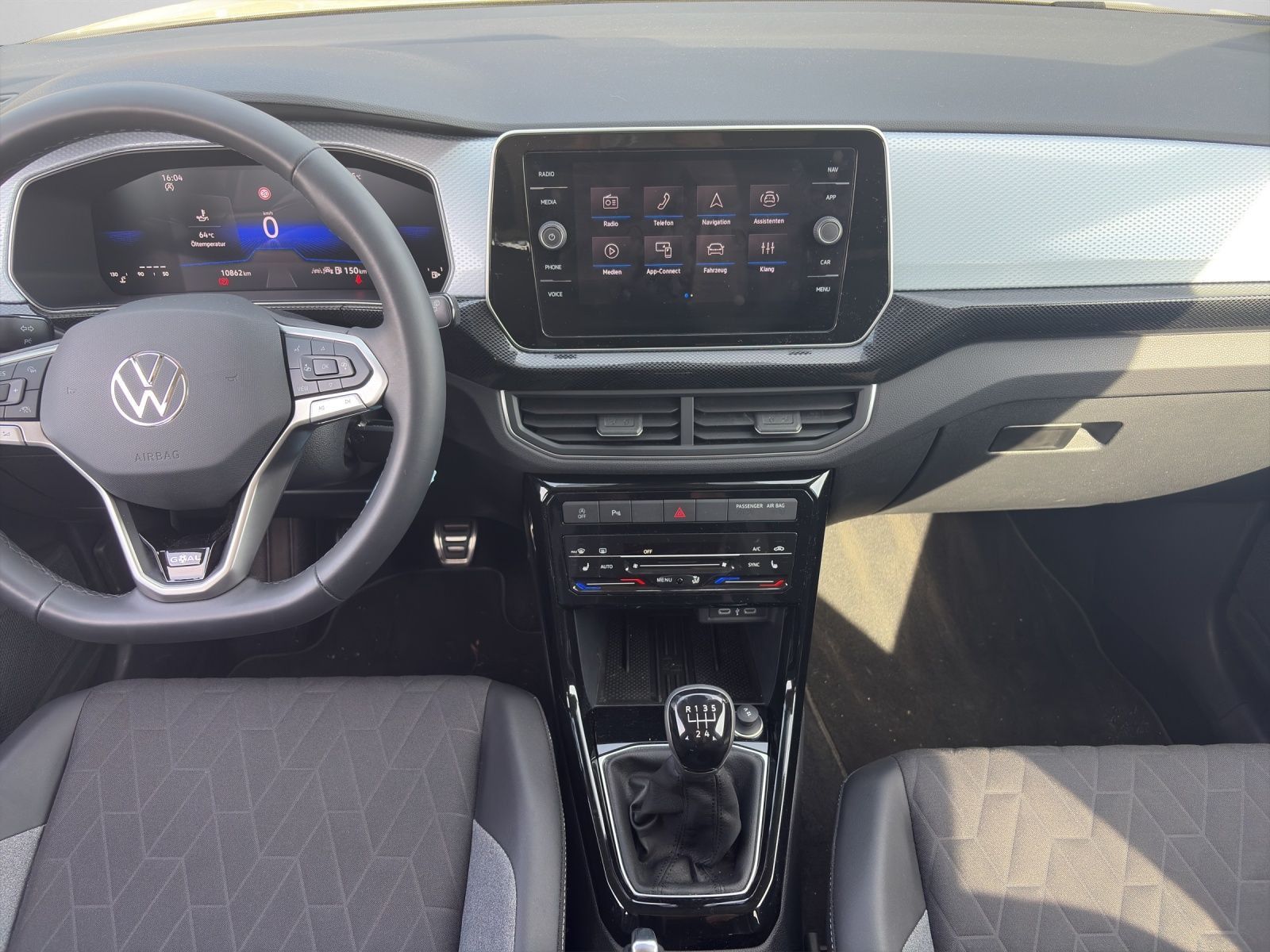 Volkswagen T-Cross - Bild 12
