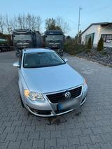 Volkswagen VW Passat Top gepflegt, wenig Kilometer - Volkswagen Passat aus 2006: Kombi